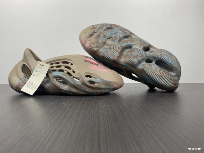 Adidas GY3969 Yeezy Foam Runner 0809